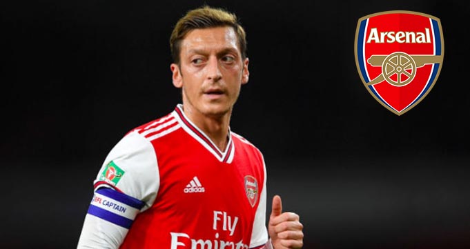 Mesut Ozil Masih Ingin Berada Di Emirates Stadium